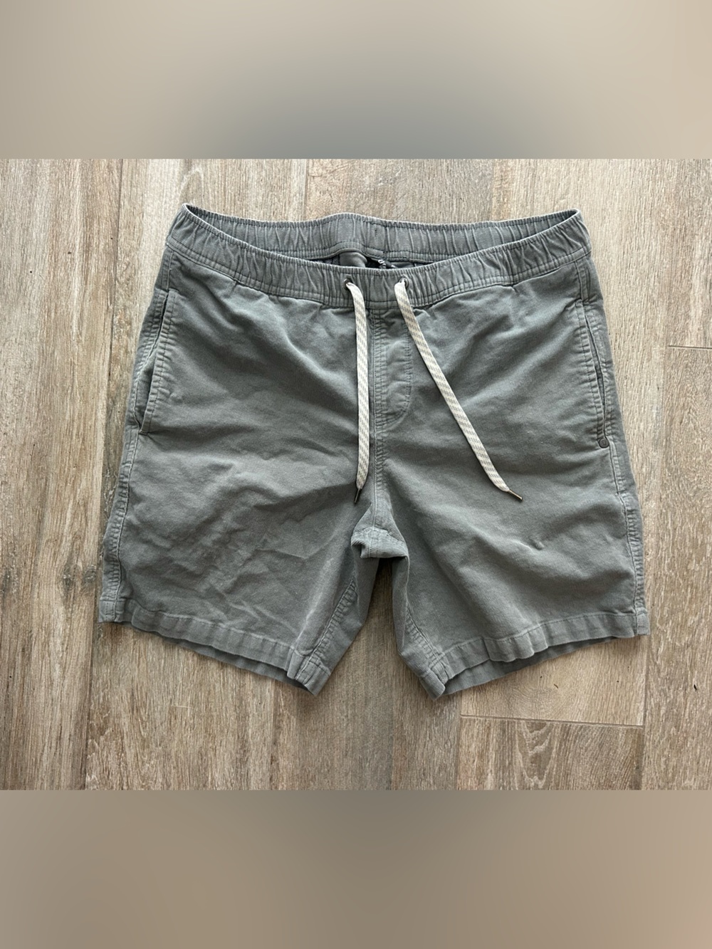 Vuori Optimist Corduroy Drawstring Athleisure Shorts- Pistachio